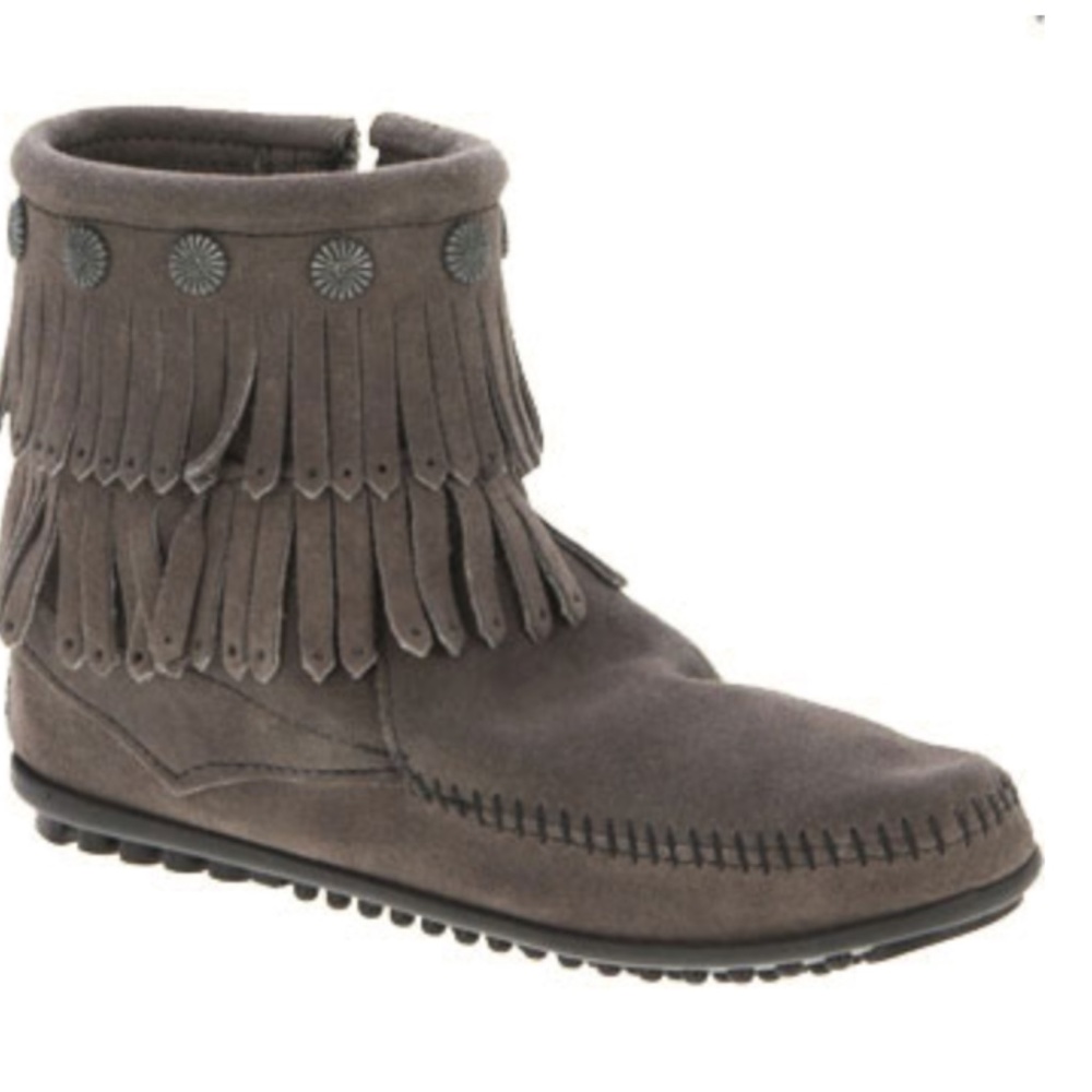 Minnetonka Double Fringe Side Zip Suede Boot Grey